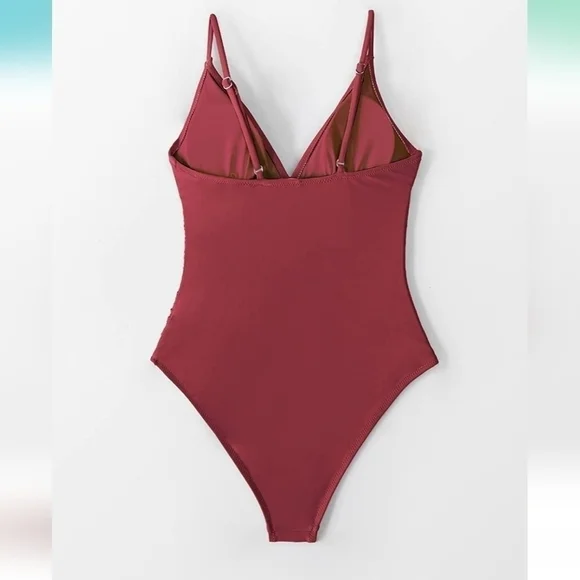 NEW Sangria Burgundy Maroon one piece swimsuit Size S swim Beach Pool Travel - Picture 4 of 9